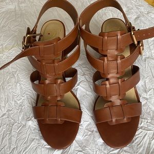 Brand new JustFab brown heels